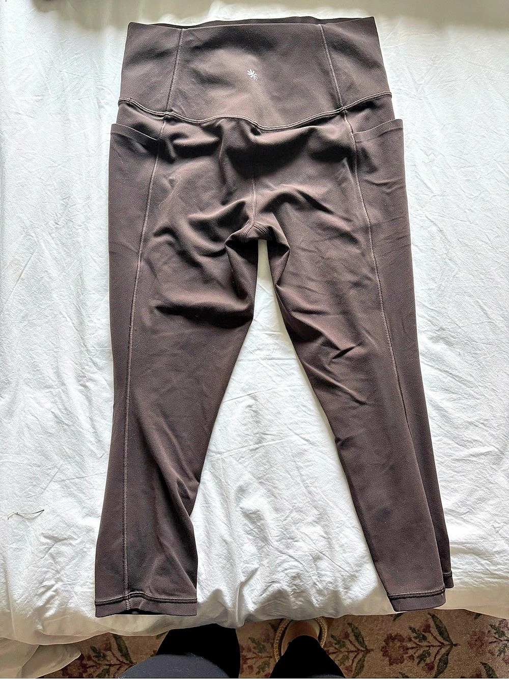 Athleta Salutation Stash High Rise Capri Truffle Brown Leggings
